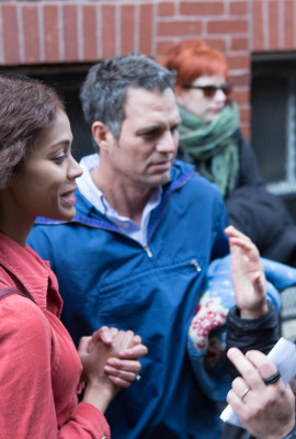 Maya Forbes on set with Zoe Saldana and Mark Ruffalo